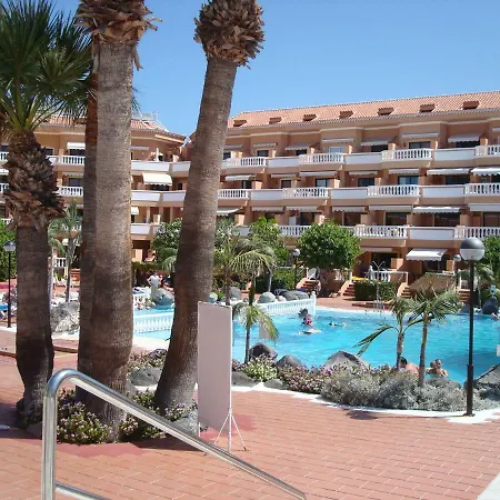 Apartman Holiday @royal Gardens